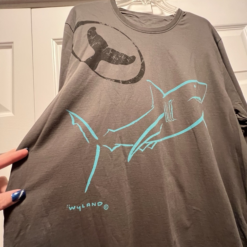 Crazy Shirts Wyland Gray Long Sleeve Great White Shark XL Pima Cotton Shirt - Picture 2 of 13
